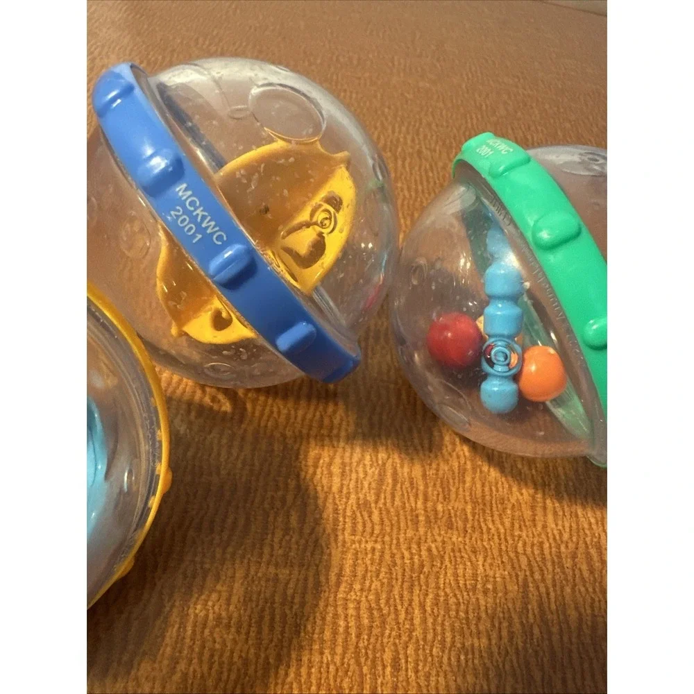 Munchkin Balls Rattles Turtle Penguin Spinner Toys Lot‎ of 4 Baby Bath & Sensory